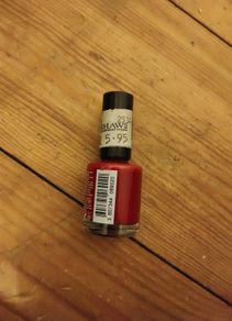 Red Nail varnish