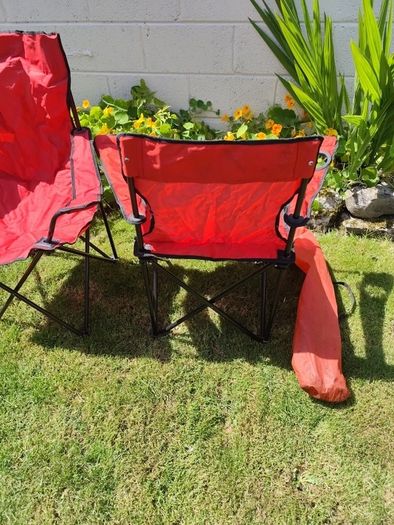 Fold up chairs