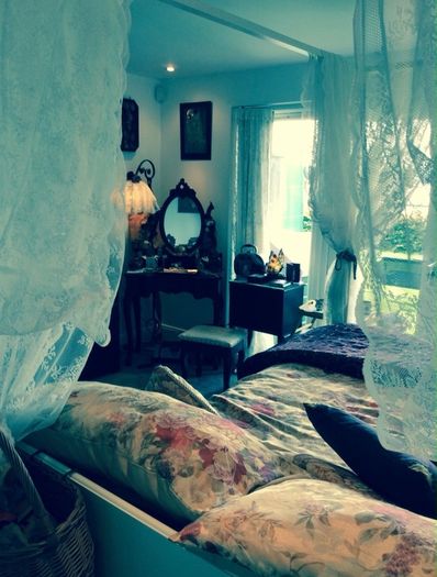 Four posted double bed