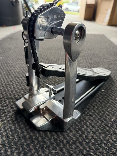 Tama Iron Cobra 200