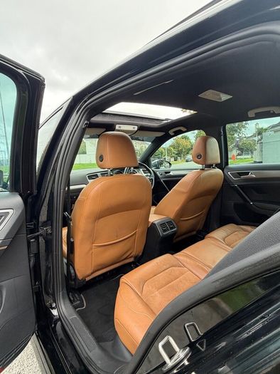 Volkswagen Golf Milano Edition Sunroof
