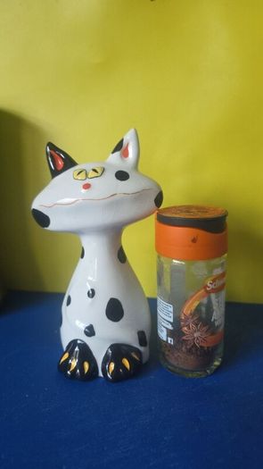 Cat money box