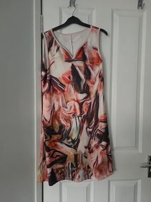 Medium dress