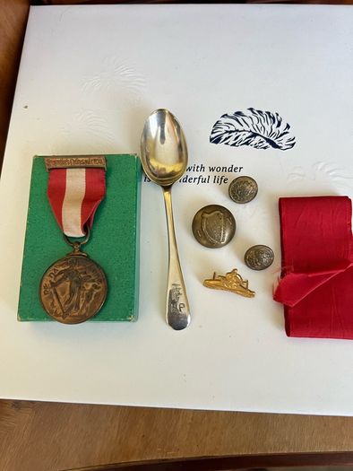 irish emergency medal