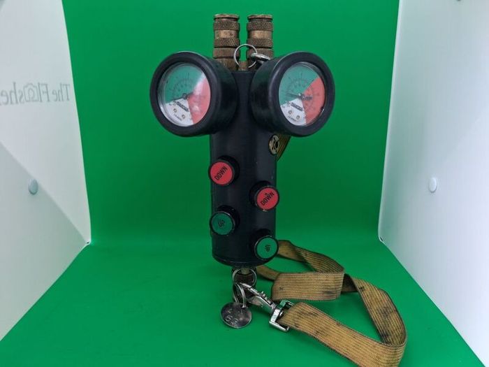 Postage - 8 x Paratech Air Lifting Bag Deadman MAXIFORCE
