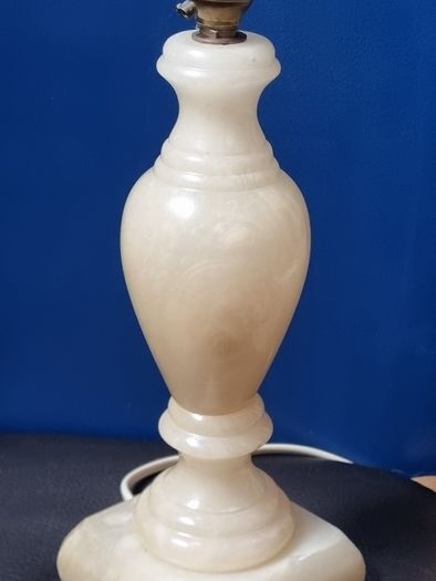 VINTAGE Carved Alabaster Lamp