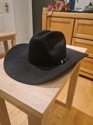 Serratelli cowboy hat