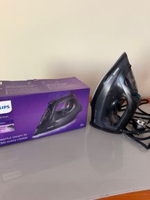 New Philips 3000 Series steam iron