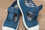 "jeans" shoes for a girl, size 29 (11)