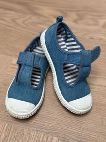"jeans" shoes for a girl, size 29 (11)