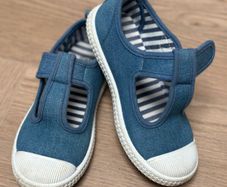 "jeans" shoes for a girl, size 29 (11)