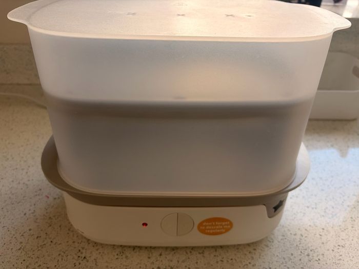 Baby bottle Steriliser