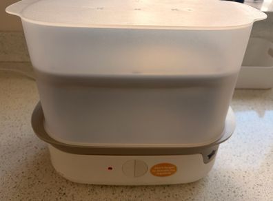 Baby bottle Steriliser