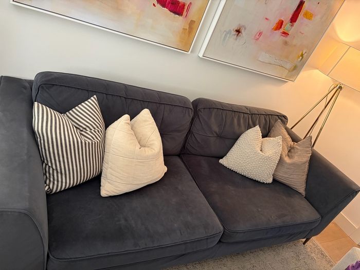 Diamond furniture 2 piece couch