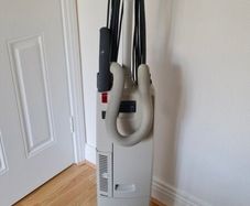vacuum cleaner SEBO 370 Electronic commercial upright vacuum cleaner.