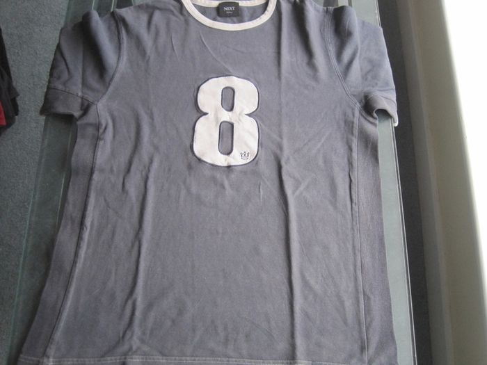 Bundle of 6 S/M Tee Shirts.