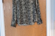 Zara Long Sleeved  Blouse.  S. Large- 14.  B.N.W.T  ( No Paper Tag).