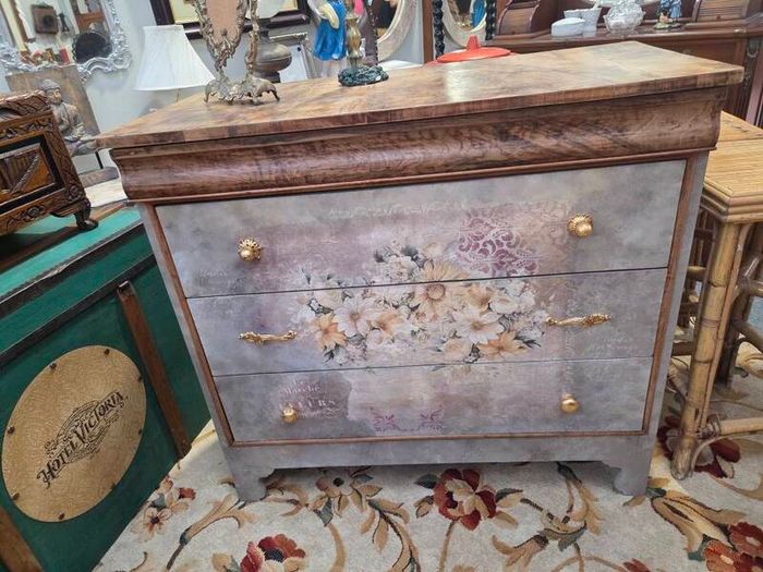 Vintage French Provincial Floral Accent Dresser