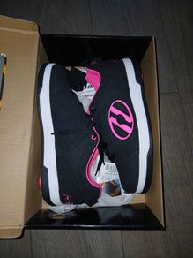 Heeleys runners brand New
