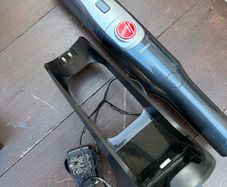 Hoover H handy 700