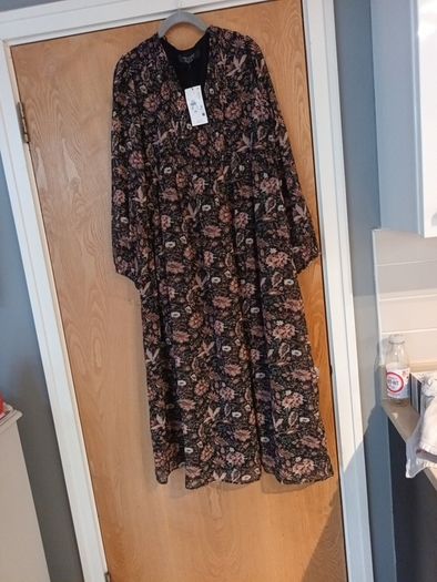 Primark  Dress.   S. 12.   B.N.W.T