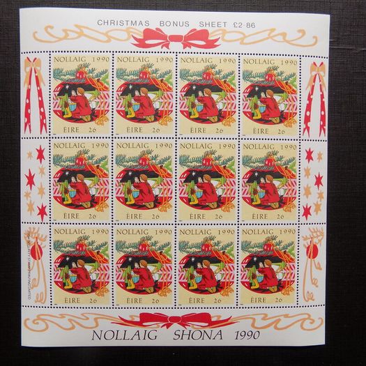 Ireland 1990.Christmas Stamp Sheetlet.Commemorative.MNH.