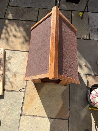 dog kennel