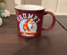 Disney Disneyland Paris Grumpy mug