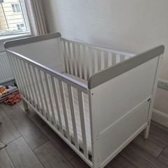 Cot bed