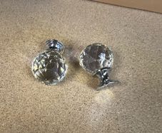 2 crystal knobs NEW