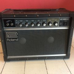 Roland Jazz Chorus 22 guitar amp
