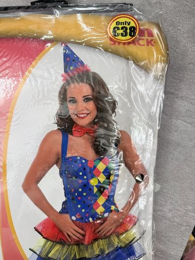 Costume
