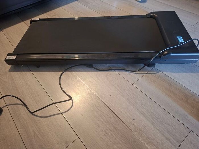 Walking Pad Treadmill with Remote Control. Was barely used and in excellent condition