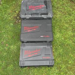Milwaukee boxes