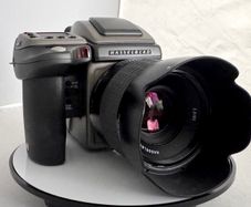Hassleblad H1 Film Back Camera  Kit in Mint Condition