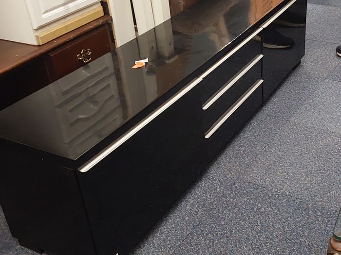 tv unit