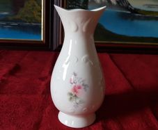 8 Inches Tall Donegal Parian China Rose Vase Made In Ireland