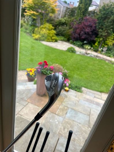 Callaway apex pro 21 irons. ( great condition)