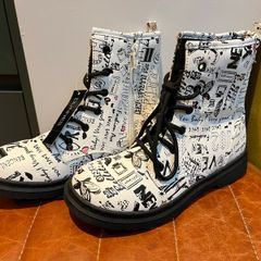 BNWT Dunnes boots