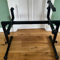 Keyboard stand K&M