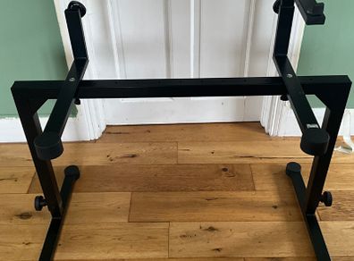 Keyboard stand K&M