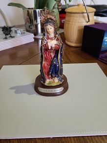 Mother of sorrows statue