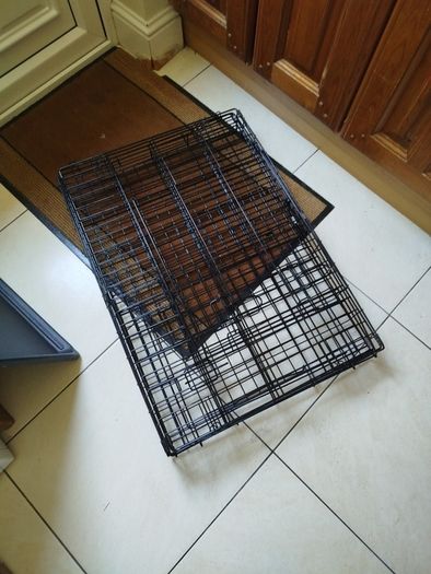 Dog crate