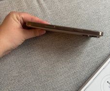 iPhone 16 Pro Max 256GB Gold + 2 cases