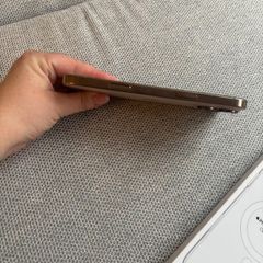 iPhone 16 Pro Max 256GB Gold + 2 cases