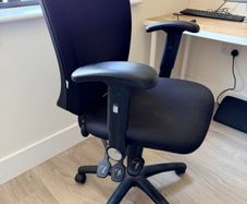 Office Chair ( plenty adjustment)