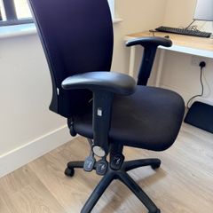 Office Chair ( plenty adjustment)