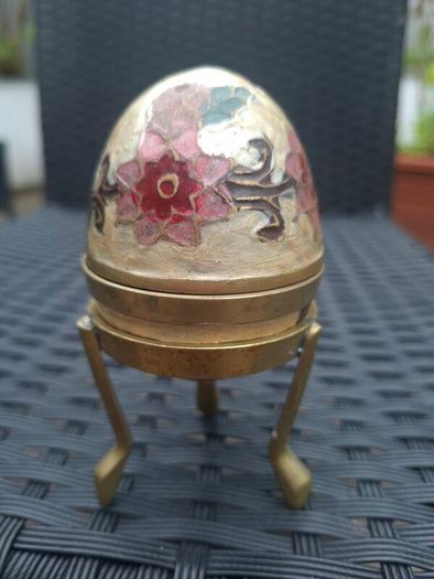 Vintage 1970's Cloisonne/Enamel Brass Egg Trinket Box