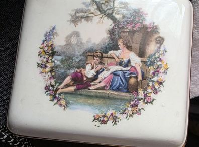 Lord Nelson tinket box and 2 ring Dishes