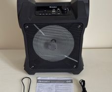 Fantastic Black Wireless Speaker Party II